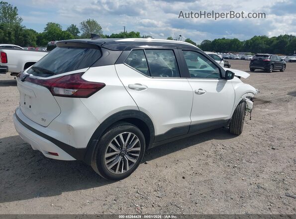 3N1CP5CV7PL557291 2023 NISSAN KICKS Белый Задняя правая четверть