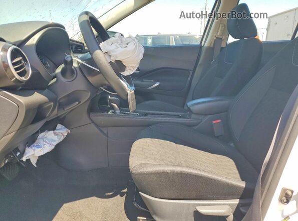 3N1CP5CV7PL561440 2023 NISSAN KICKS White 