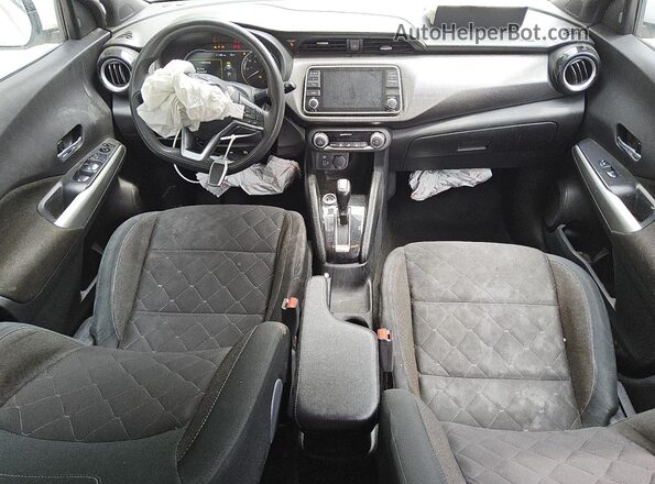3N1CP5CV8LL555401 2020 NISSAN KICKS White 