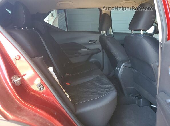 3N1CP5CV8NL477401 2022 NISSAN KICKS Red Вид задньої частини салону