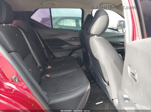 3N1CP5CV8PL501327 2023 NISSAN KICKS Red Widok naklejki z numerem VIN