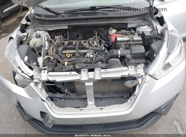 3N1CP5CV9LL490638 2020 NISSAN KICKS Silver Widok z tyłu
