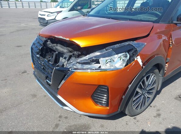 3N1CP5CV9NL520451 2022 NISSAN KICKS Orange Front view