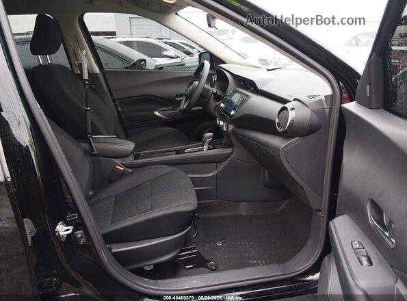 3N1CP5CV9RL516695 2024 NISSAN KICKS Black Widok wnętrza z przodu