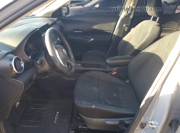 3N1CP5CVXRL502210 2024 NISSAN KICKS Gray Вид салону спереду