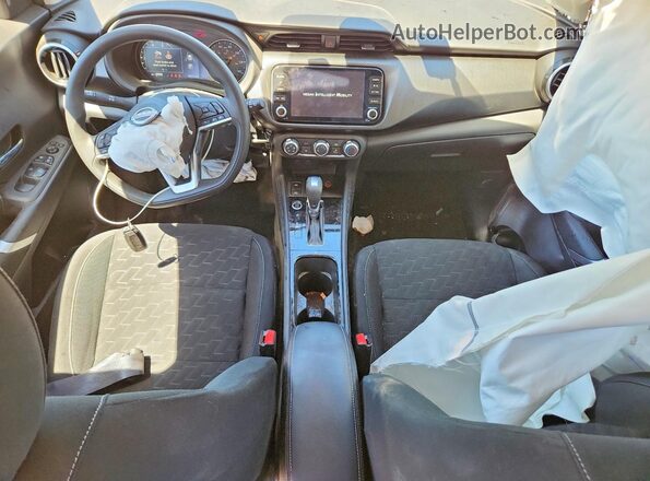3N1CP5CVXRL539631 2024 NISSAN KICKS Blue Widok deski rozdzielczej