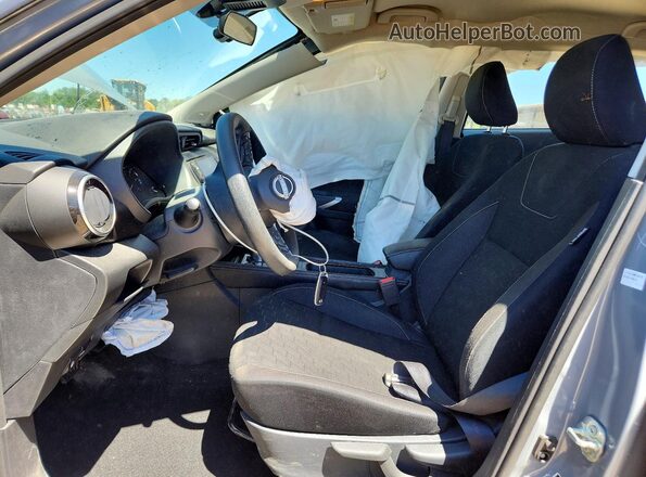 3N1CP5CVXRL539631 2024 NISSAN KICKS Blue Widok wnętrza z przodu
