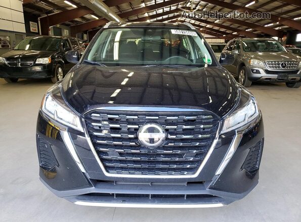 3N1CP5CVXRL551570 2024 NISSAN KICKS Black Դիմացի տեսք