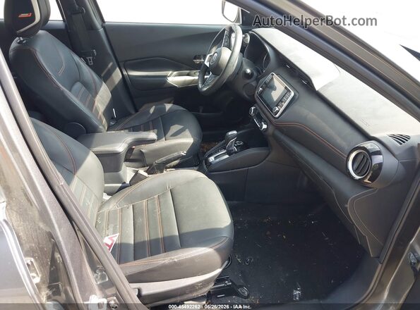 3N1CP5DV0LL566312 2020 NISSAN KICKS Gray Widok wnętrza z przodu