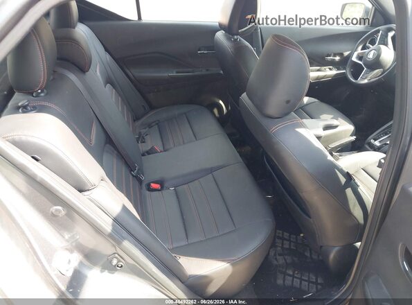 3N1CP5DV0LL566312 2020 NISSAN KICKS Gray Widok naklejki z numerem VIN
