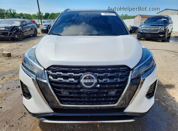 3N1CP5DV0PL492833 2023 NISSAN KICKS Белый Вид спереди