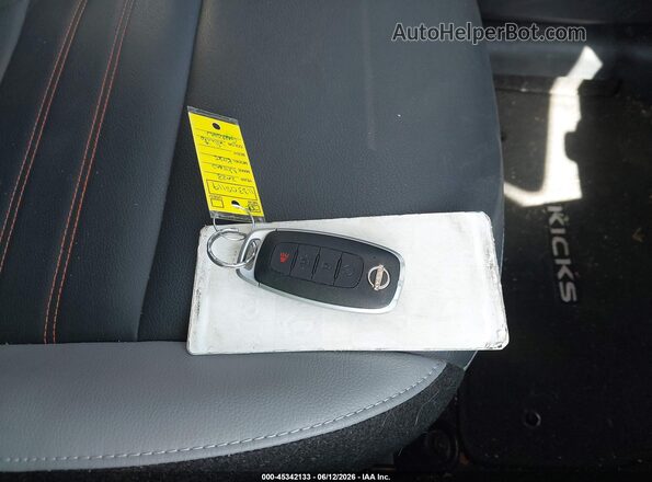 3N1CP5DV1PL576143 2023 NISSAN KICKS White Dashboard view