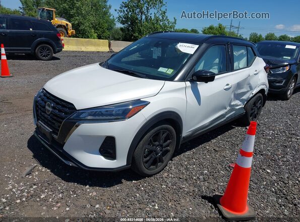3N1CP5DV1RL489006 2024 NISSAN KICKS Белый Передняя левая четверть