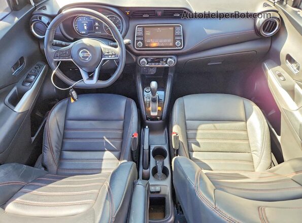 3N1CP5DV2LL501039 2020 NISSAN KICKS Белый Вид панели приборов