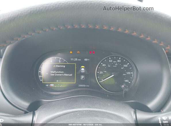 3N1CP5DV2PL470591 2023 NISSAN KICKS Maroon Widok tylnych siedzeń