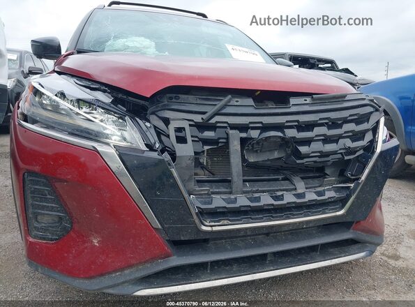 3N1CP5DV2PL470591 2023 NISSAN KICKS Maroon Widok z przodu