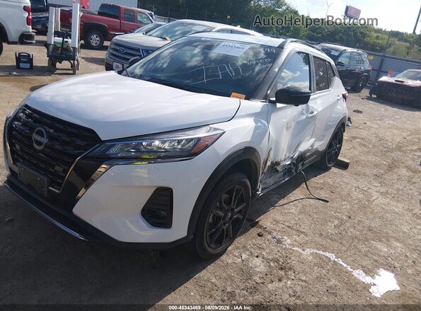 3N1CP5DV2PL560999 2023 NISSAN KICKS Белый Передняя левая четверть