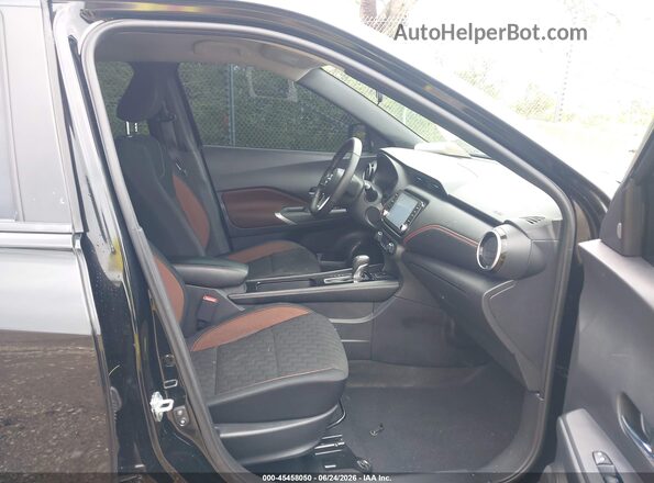 3N1CP5DV3PL503405 2023 NISSAN KICKS Черный Вид салона спереди