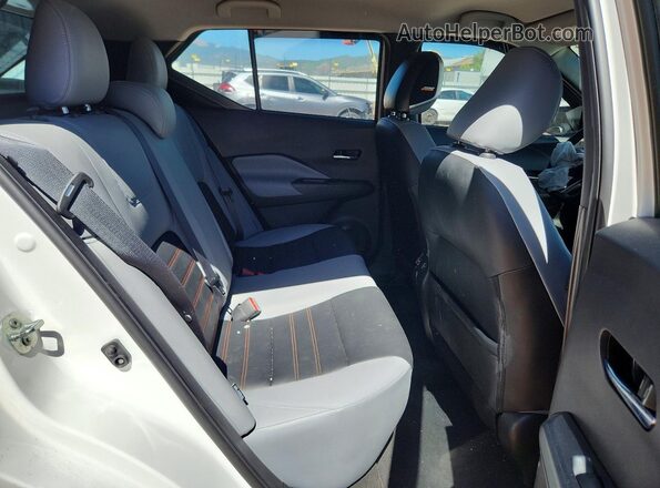 3N1CP5DV3RL507490 2024 NISSAN KICKS White 