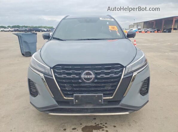 3N1CP5DV6RL547384 2024 NISSAN KICKS Gray Դիմացի տեսք