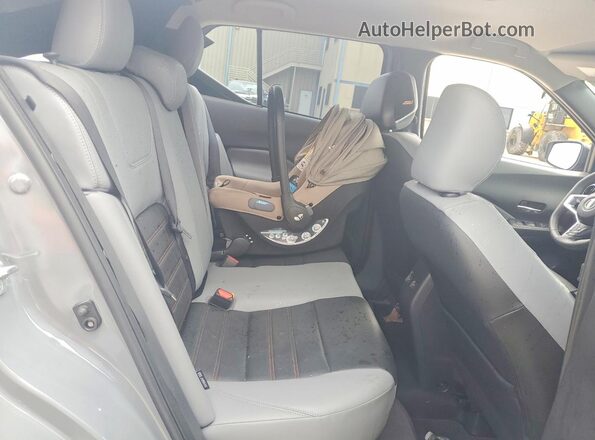 3N1CP5DV6RL547384 2024 NISSAN KICKS Gray Հետևի նստատեղերի տեսք