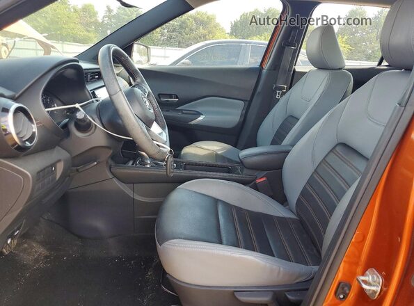 3N1CP5DV7ML464667 2021 NISSAN KICKS Orange Widok wnętrza z przodu