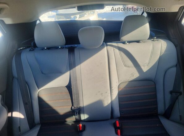 3N1CP5DV7PL548699 2023 NISSAN KICKS White უკანა სავარძლების ხედი