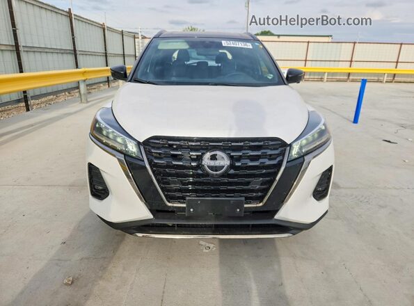 3N1CP5DV7RL526446 2024 NISSAN KICKS Белый Вид спереди