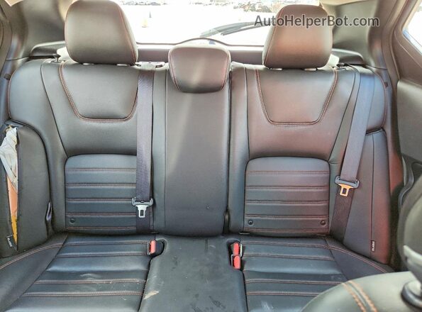 3N1CP5DV8LL491648 2020 NISSAN KICKS Red Rear seats view