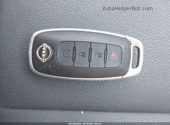 3N1CP5DV8PL566063 2023 NISSAN KICKS Red Vista del salpicadero