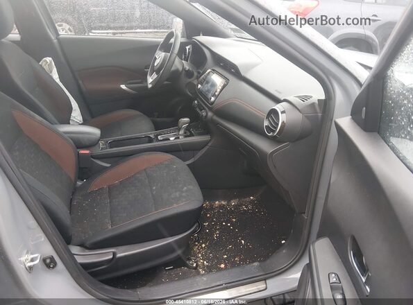 3N1CP5DVXNL486227 2022 NISSAN KICKS Gray Widok wnętrza z przodu
