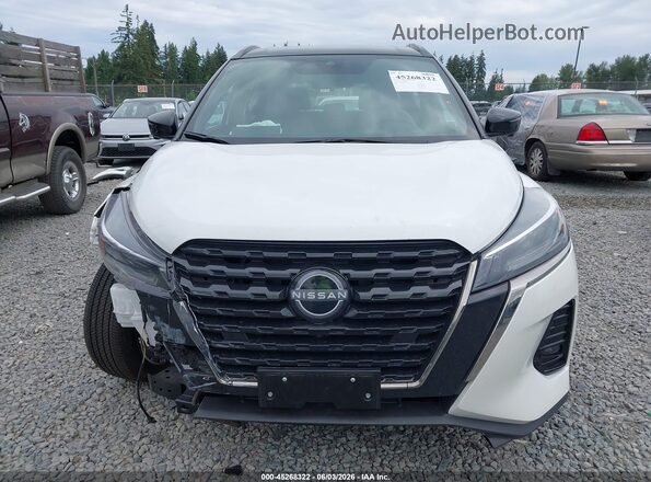 3N1CP5DVXRL571901 2024 NISSAN KICKS White Widok wnętrza z tyłu