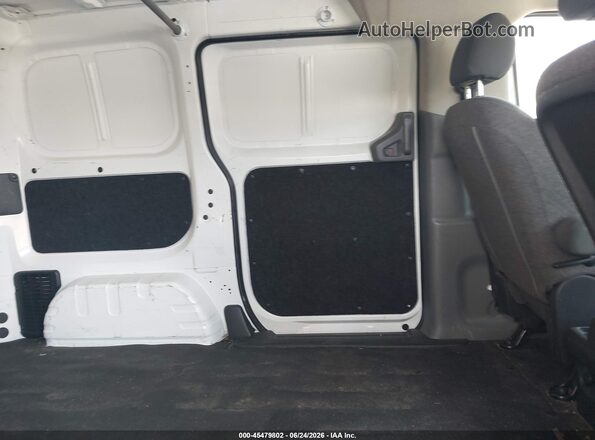 3N6CM0KN0JK701462 2018 NISSAN NV200 White VIN կոդի պիտակի տեսք
