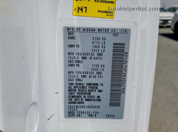 3N6CM0KN2JK692408 2018 NISSAN NV200 White VIN կոդի պիտակի տեսք