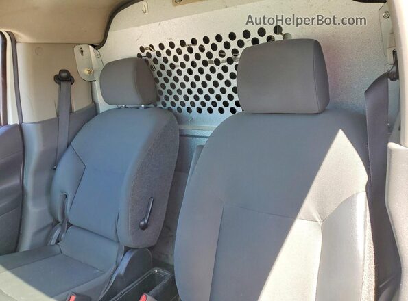 3N6CM0KN2JK692408 2018 NISSAN NV200 White Հետևի նստատեղերի տեսք