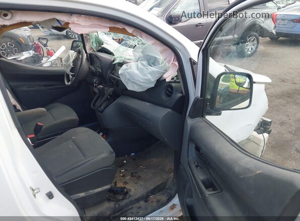 3N6CM0KN7KK697346 2019 NISSAN NV200 White Вид салону спереду