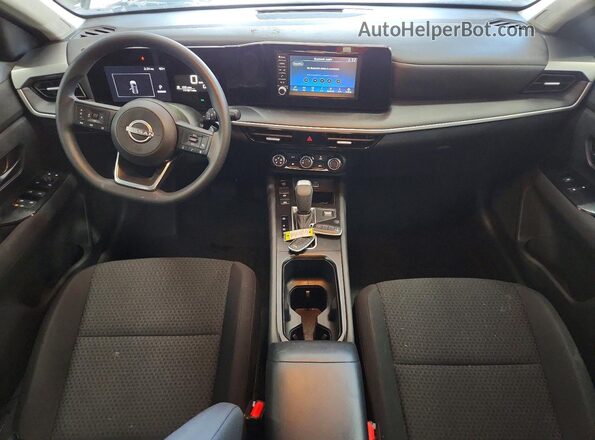 3N8AP6BA0SL318705 2025 NISSAN KICKS Tan Առջևի վահանակի տեսք