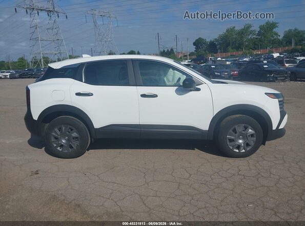 3N8AP6BA0SL384803 2025 NISSAN KICKS White Vista interior trasera
