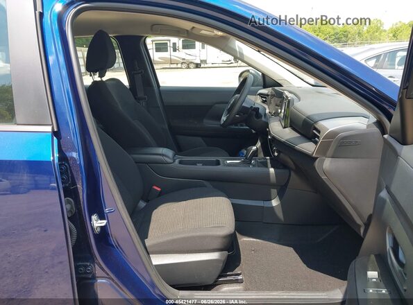 3N8AP6BA7SL375158 2025 NISSAN KICKS Blue Front interior view