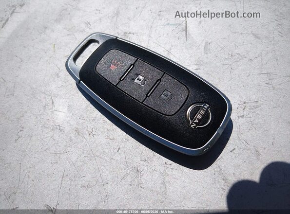 3N8AP6BB0SL307325 2025 NISSAN KICKS White წინა პანელის ხედი