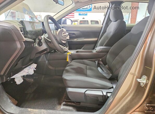 3N8AP6BB0SL314355 2025 NISSAN KICKS Желто-коричневый 