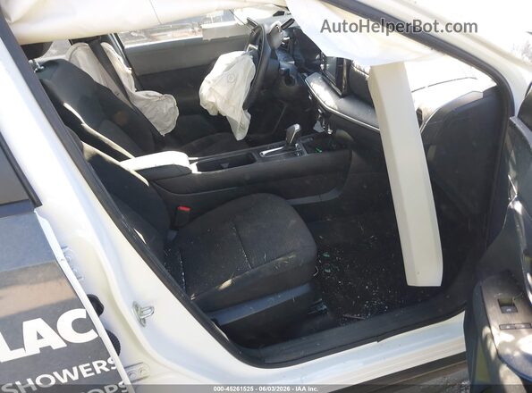 3N8AP6BB3SL379846 2025 NISSAN KICKS White Vista interior delantera