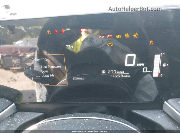 3N8AP6BB3SL379846 2025 NISSAN KICKS White Vista de los asientos traseros