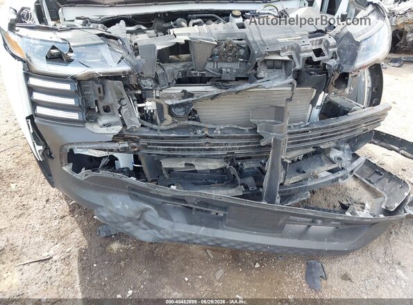 3N8AP6BB7SL330276 2025 NISSAN KICKS White Widok z przodu