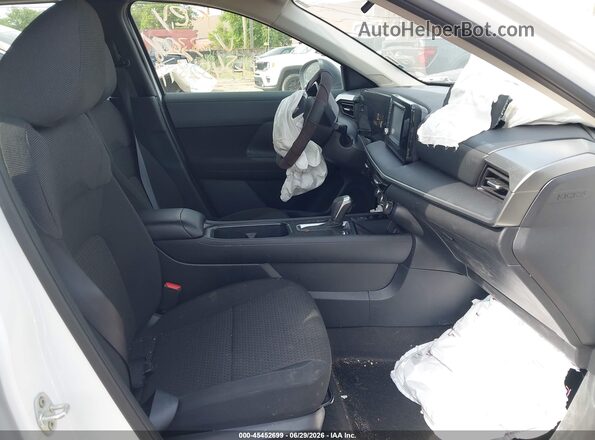 3N8AP6BB7SL330276 2025 NISSAN KICKS White Widok wnętrza z przodu