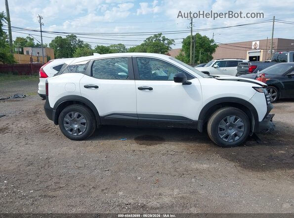 3N8AP6BB7SL330276 2025 NISSAN KICKS White Widok wnętrza z tyłu