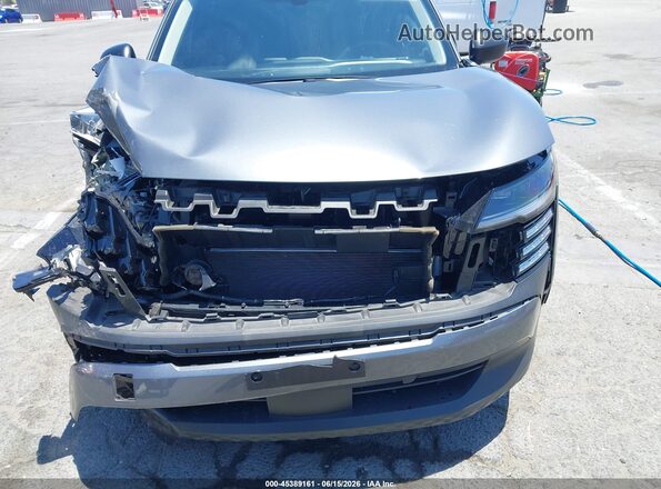 3N8AP6BBXSL382176 2025 NISSAN KICKS Серый Вид спереди