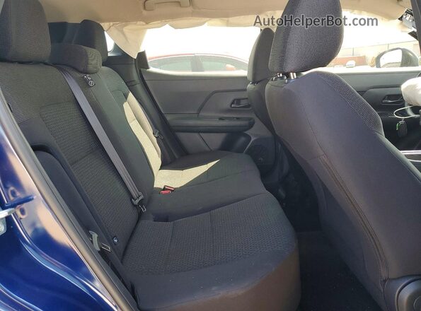 3N8AP6BE3TL355459 2026 NISSAN KICKS Blue Rear seats view