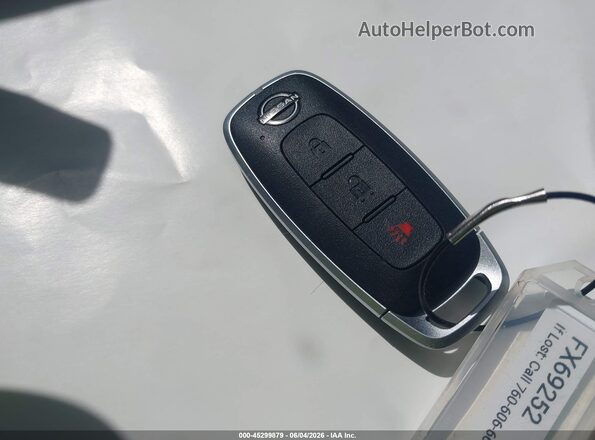 3N8AP6BE6TL374913 2026 NISSAN KICKS White Widok deski rozdzielczej