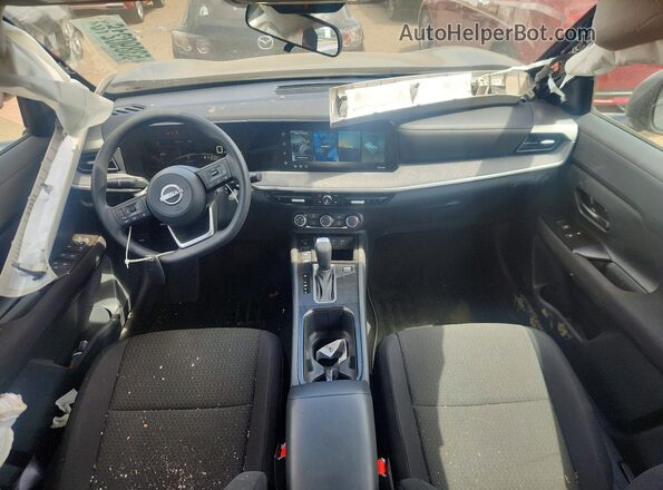 3N8AP6BE8TL347373 2026 NISSAN KICKS Black Vista del salpicadero